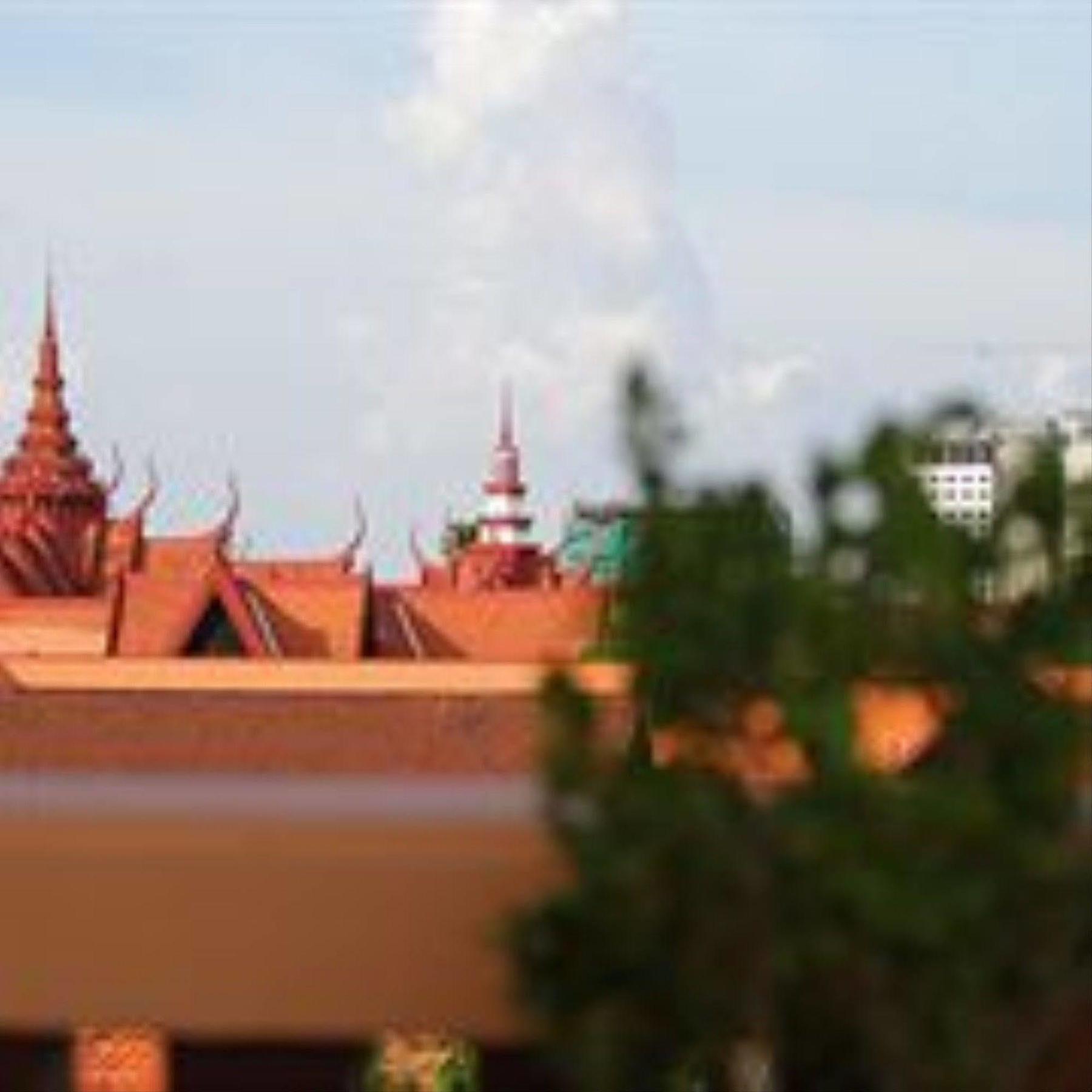 G Eleven Hotel Phnom Penh Exterior foto