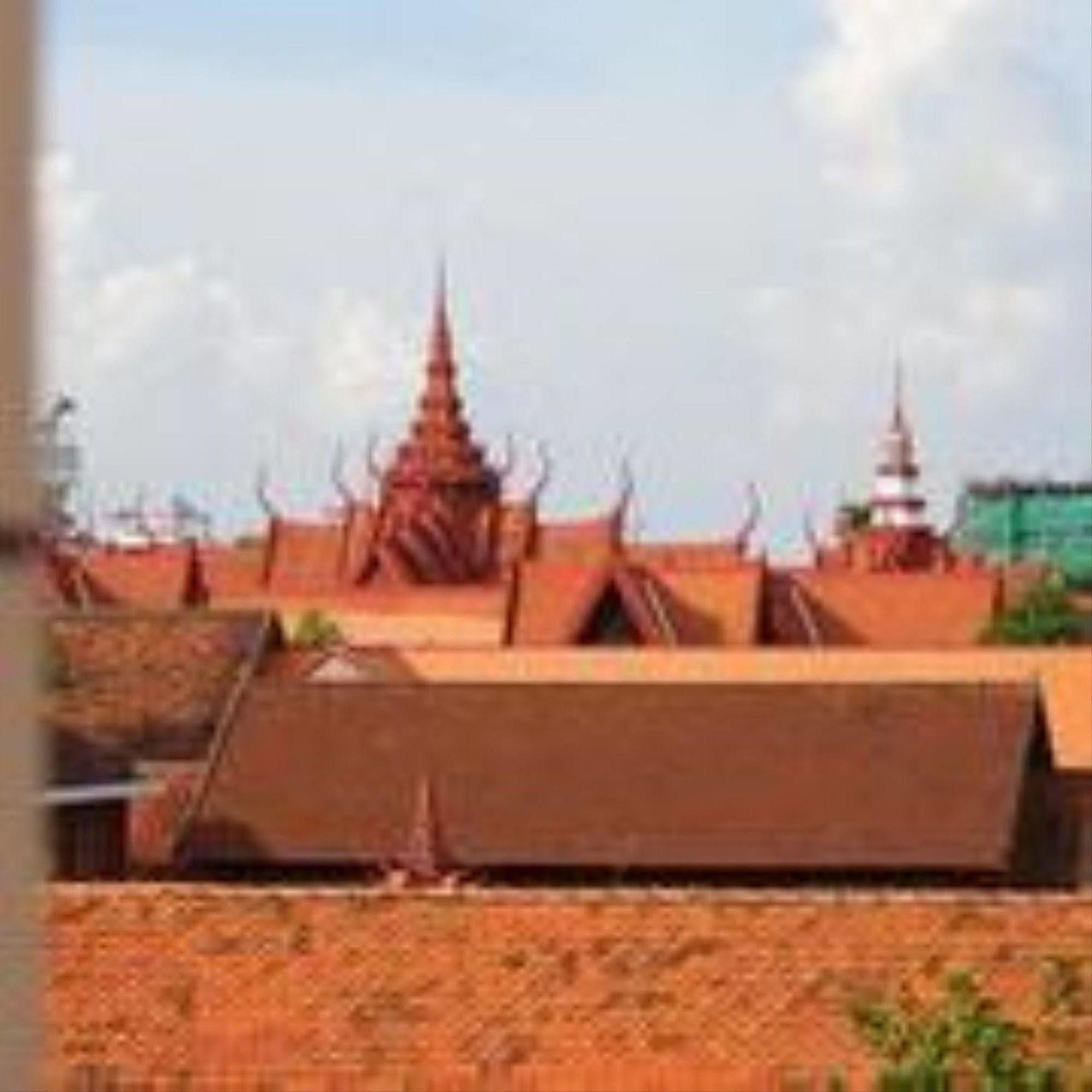 G Eleven Hotel Phnom Penh Exterior foto